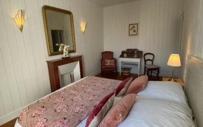 Chambre Quadruple avec Salle de Bains Privative