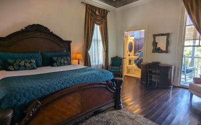 Superior King Room