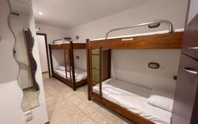 Lit dans Dortoir 6 Lits