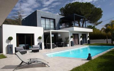 Villa avec Piscine Privu00e9e Villa avec Piscine Privu00e9e