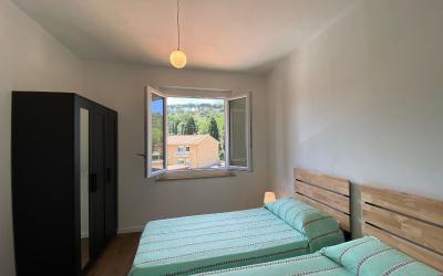 Appartamento Deluxe con 2 Camere da Letto e Balcone Appartamento Deluxe con 2 Camere da Letto e Balcone