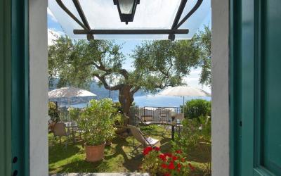 Appartamento con 2 Camere da Letto e Vista Mare 