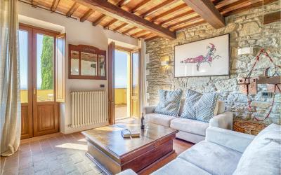 Casa Vacanze con 7 Camere da Letto