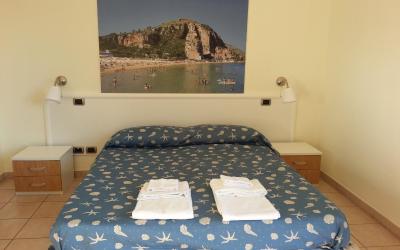 Camera Quadrupla con Vista Mare