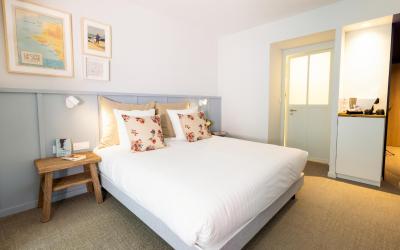 Chambre Cocon - Vue sur Piscine - Hu00f4tel 4* Chambre Cocon - Vue sur Piscine - Hu00f4tel 4*