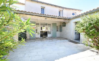 Villa (8 Adultes) Villa (8 Adultes)