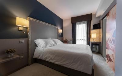 Camera Matrimoniale/Doppia con Letti Singoli