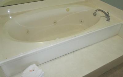 King Room with Spa Bath - Non Smoking