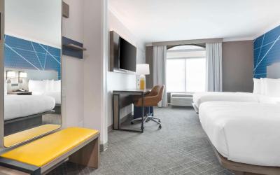 Standard Queen Room with Two Queen Beds - Non Smoking 