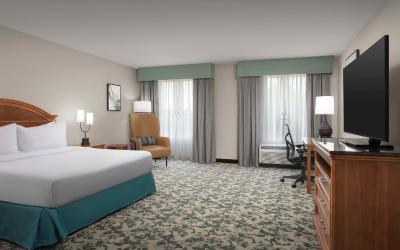 King Room with Tub - Mobility and Hearing Access