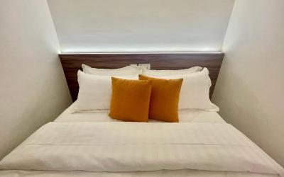 Kamar Standard Double dengan Kamar Mandi Bersama Kamar Standard Double dengan Kamar Mandi Bersama