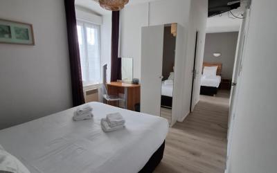 Chambre Quadruple avec Salle de Bains Chambre Quadruple avec Salle de Bains