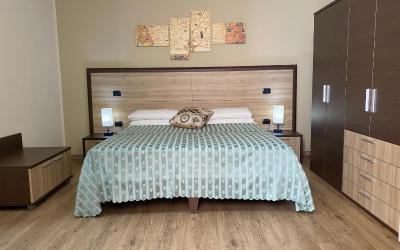 Ampia Camera Matrimoniale/Doppia con Letti Singoli