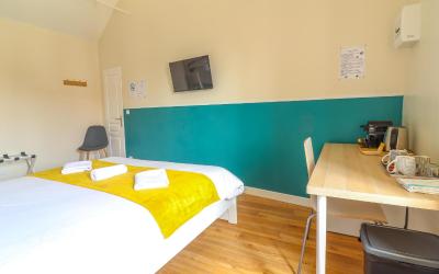 Chambre Familiale avec Salle de Bains Privative