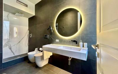 Camera Queen Superior