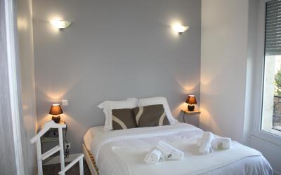 Chambre Double avec Salle de Bains Commune
