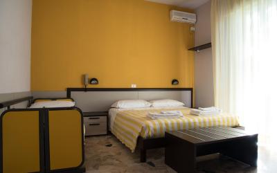 Camera Tripla Economy con Accesso Spiaggia