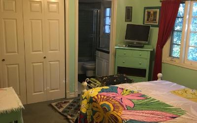 Queen Room