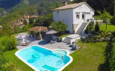 Chambre Double ou Lits Jumeaux avec Salle de Bains Privative