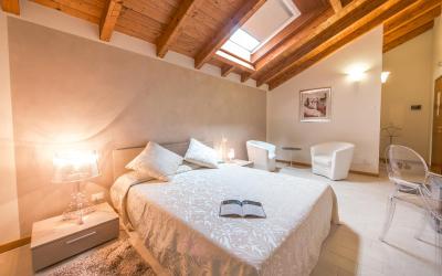 Camera Matrimoniale Superior