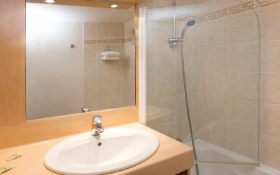 Chambre Triple - 3 Lits Simples Chambre Triple - 3 Lits Simples