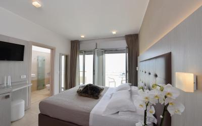Junior Suite con Vista Mare Junior Suite con Vista Mare