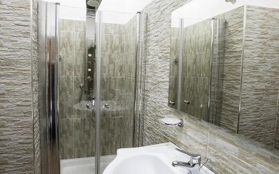 Camera Tripla Standard