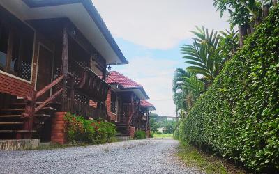 บ้านต้นรักษ์ BanTonRuk Takuapa