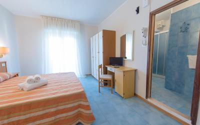 Camera Matrimoniale/Doppia con Letti Singoli