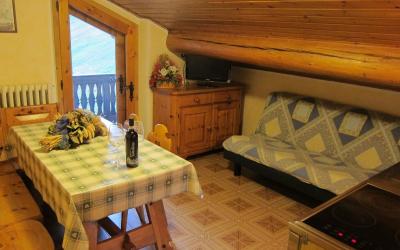 Appartamento Mansardato con 2 Camere da Letto