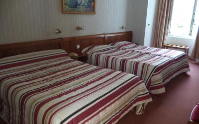 Chambre Familiale Cu00f4tu00e9 Parc