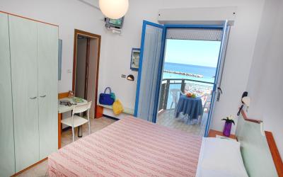 Camera Matrimoniale/Doppia con Letti Singoli