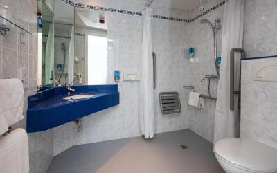 Standard Double Room - Disability Access