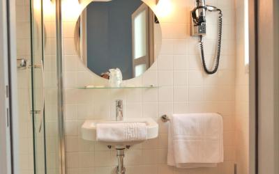 Chambre Double avec Douche - Vue sur Mer Chambre Double avec Douche - Vue sur Mer