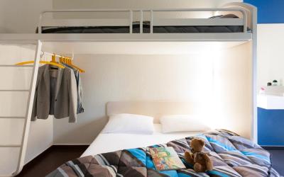 Chambre Triple avec Salle de Bains Commune Chambre Triple avec Salle de Bains Commune