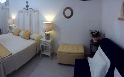 Camera Matrimoniale/Doppia con Letti Singoli con Bagno