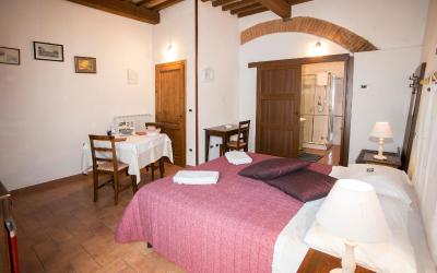 Grande Appartamento Bilocale con 1 Camera da Letto - 1u00ba Piano