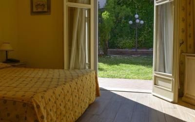 Camera Standard Matrimoniale/Doppia con Letti Singoli