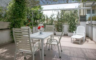 Appartamento con 2 Camere da Letto e Terrazza 