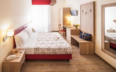 Camera Matrimoniale/Doppia con Letti Singoli con Balcone 