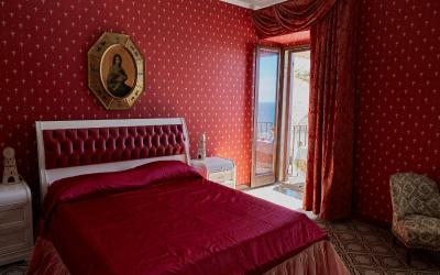 Camera Deluxe Matrimoniale con Vista Mare
