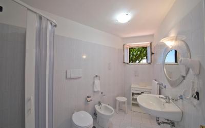 Camera Matrimoniale Classic con Vista Mare