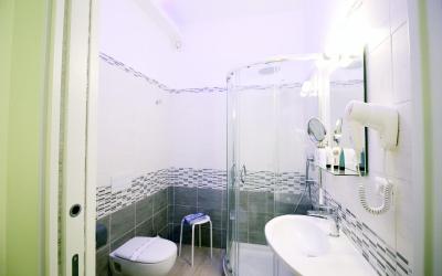 Camera Matrimoniale con Bagno Privato