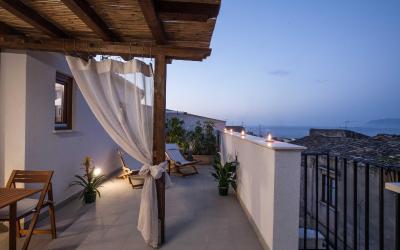 Appartamento con Vista Mare e Terrazza - 3u00b0 Piano