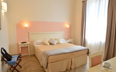 Camera Matrimoniale/Doppia con Letti Singoli