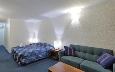 Executive Suite with Spa Bath