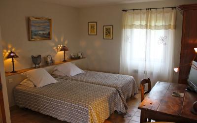 Chambre Lits Jumeaux avec Salle de Bains Privative Chambre Lits Jumeaux avec Salle de Bains Privative