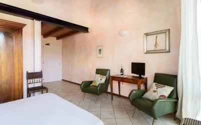 Camera Matrimoniale con Balcone