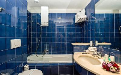 Camera Classic Matrimoniale/Doppia con Letti Singoli 