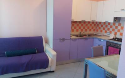 Appartamento con Vista Parziale sul Mare